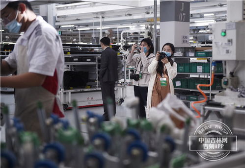 紅旗工廠總裝車間 國內(nèi)首個(gè)全無人配送車間的誕生